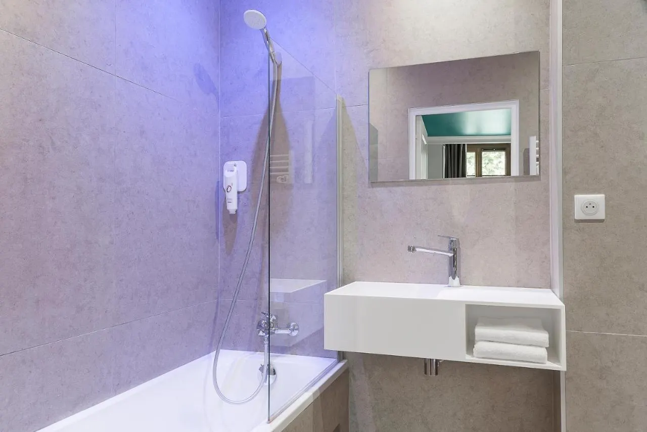 Grand Hotel De La Gare Toulon - Boutique Hotel 3*,  Francja