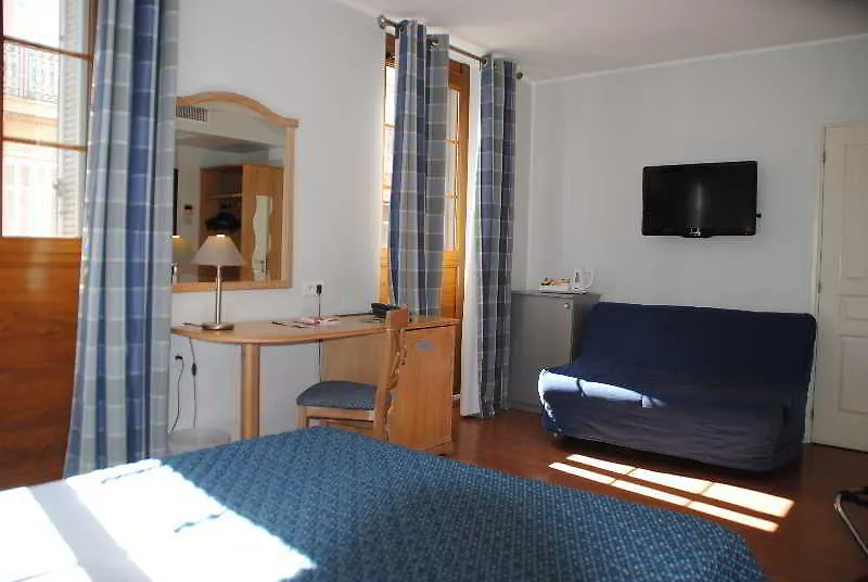 Grand Hotel De La Gare Toulon - Boutique Hotel 3*,  Francja